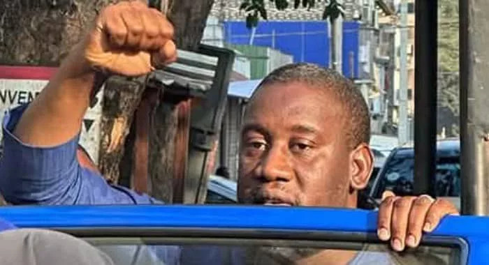 Acciteede Aliou Bah ko yaawi ko gollotooɓe siwil e politik ɗaɓɓi